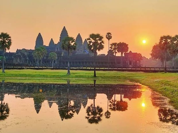 2-Days Angkor & Banteay Srei & Beng Mealea Tour